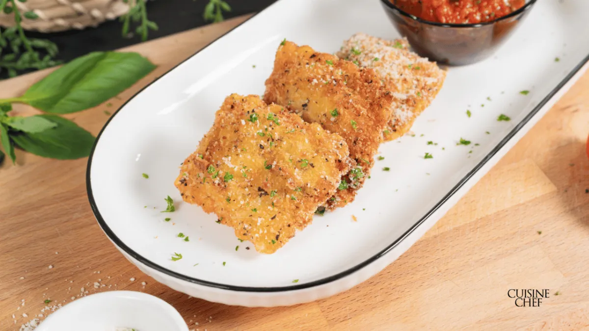 Receta de Sorprende a tus amigos o familiares con estos raviolis fritos con salsa pomodoro