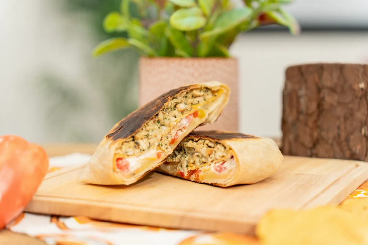 Receta de Este Crunchy Wrap de pollo es la receta fácil que necesitas en tu vida.
