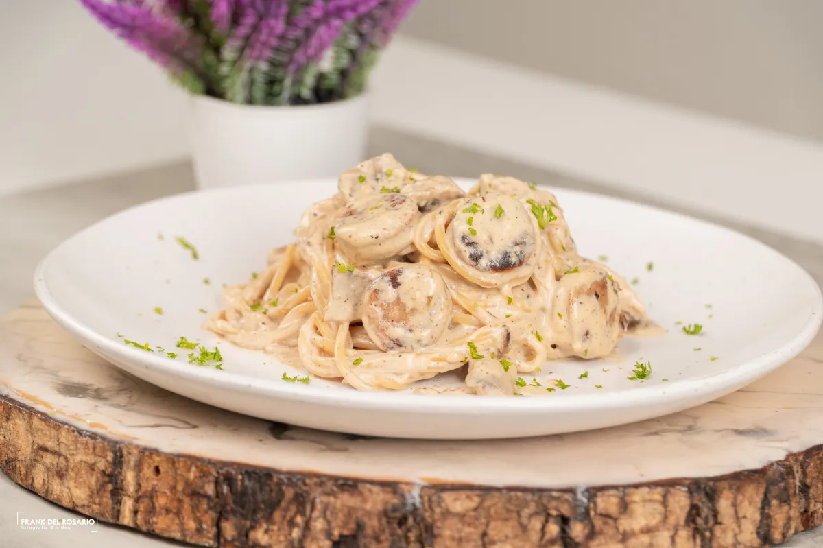 Receta de Receta de Spaghetti con Salchichas Alemanas de Pollo
