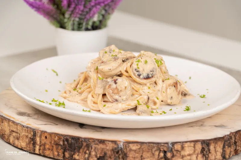 Receta de Receta de Spaghetti con Salchichas Alemanas de Pollo