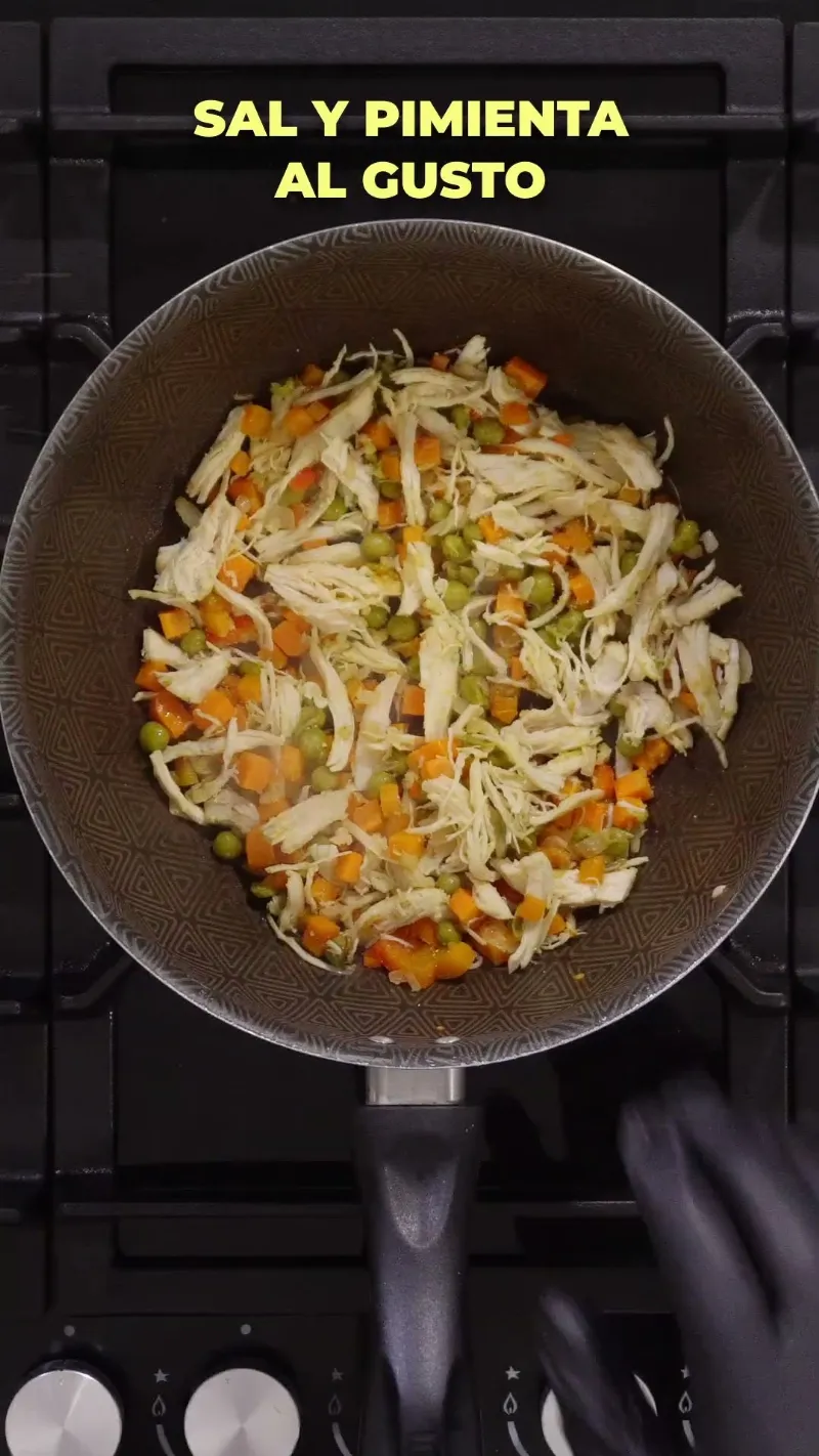Receta de Papas Rellenas con Pollo, Queso y Vegetales | Receta Fácil, Económica y Deliciosa