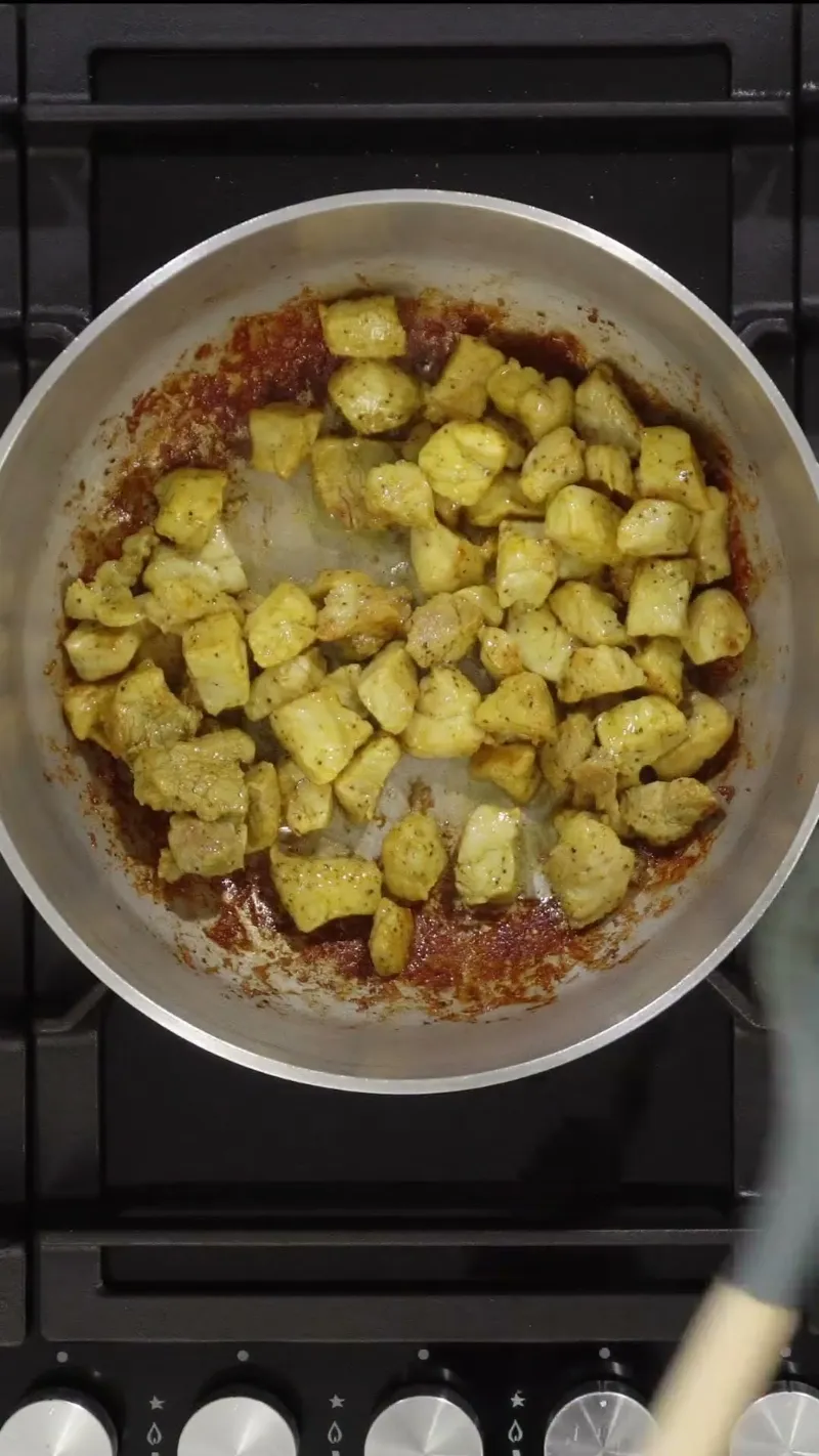 Receta de Arroz al Curry con Lomo de Cerdo y Petit Pois