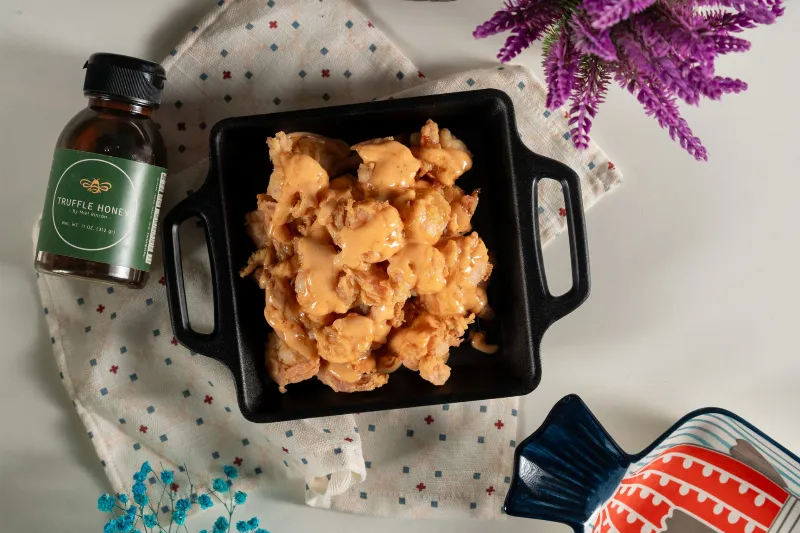 Receta de ¿Antojo de algo delicioso y crujiente? Estos camarones empanizados son la respuesta.